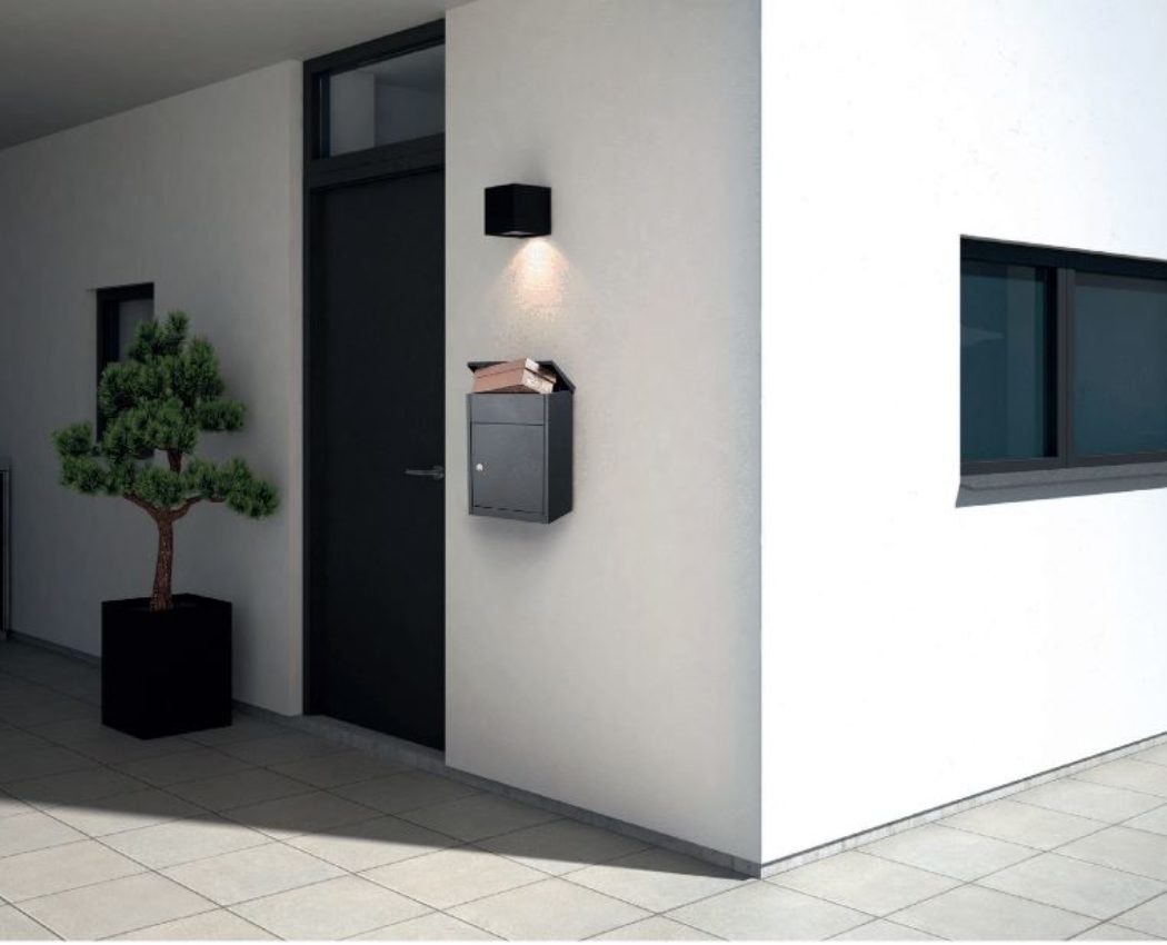 Parcel Letterbox Wall Mounted Lockable Allux 500 - Letterbox Supermarket